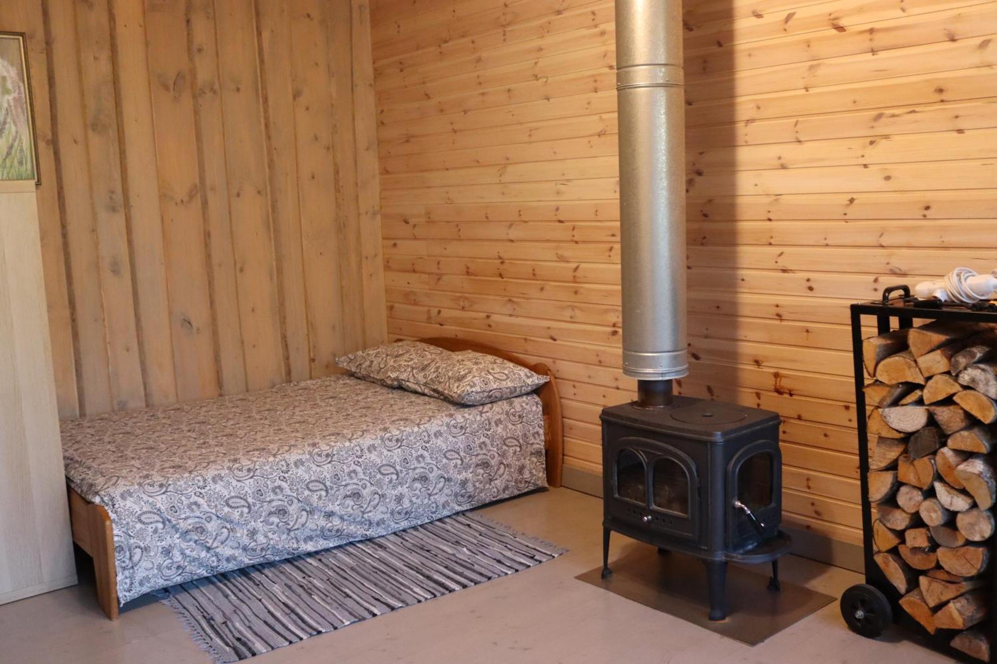 Hotel Kundzini Bīriņi Esterno foto