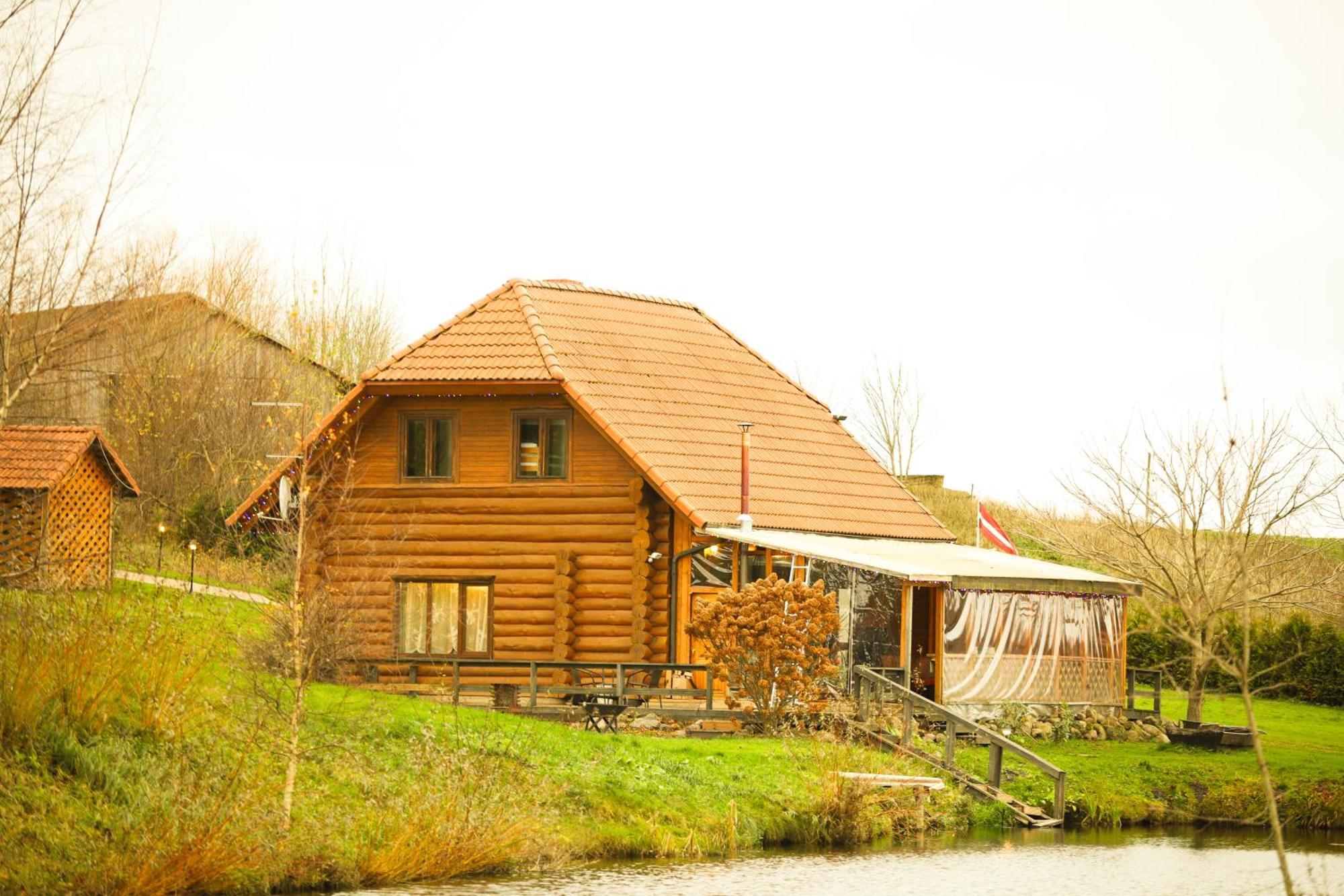 Hotel Kundzini Bīriņi Esterno foto